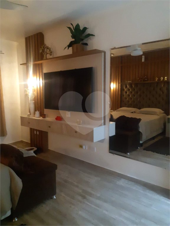 Sobrado à venda com 3 quartos, sendo 1 suíte, em Vila Mazzei, São Paulo, SP