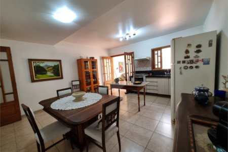 Casa à venda com 3 quartos, sendo 1 suíte, em Jardim Franca, São Paulo, SP