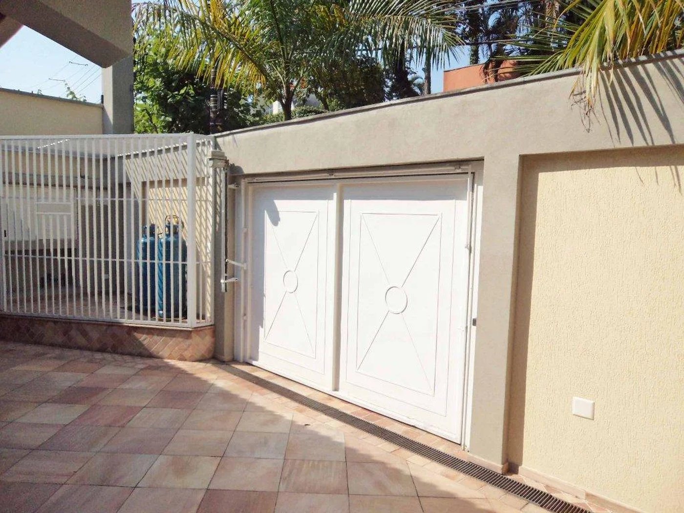 Casa à venda com 5 suítes em Jardim Leonor, São Paulo, SP