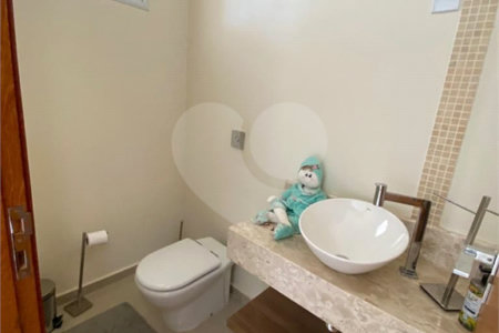 Casa à venda com 3 quartos, sendo 1 suíte, em Itu Novo Centro, Itu, SP