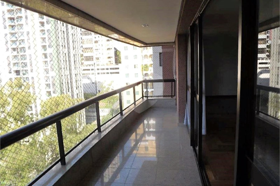 Apartamento à venda com 4 suítes em Morumbi, São Paulo, SP
