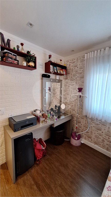 Apartamento à venda com 3 quartos, sendo 1 suíte,  em Vila Leonor, São Paulo, SP