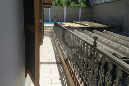 Casa à venda ou para alugar com 3 quartos, sendo 1 suíte, em Estação, São Roque, SP