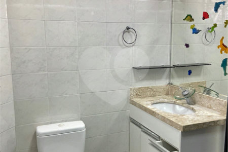 Casa à venda com 5 quartos, sendo 1 suíte,  em Indianópolis, São Paulo, SP