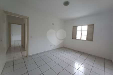 Sobrado à venda com 2 quartos em Jardim Ana Maria, Sorocaba, SP