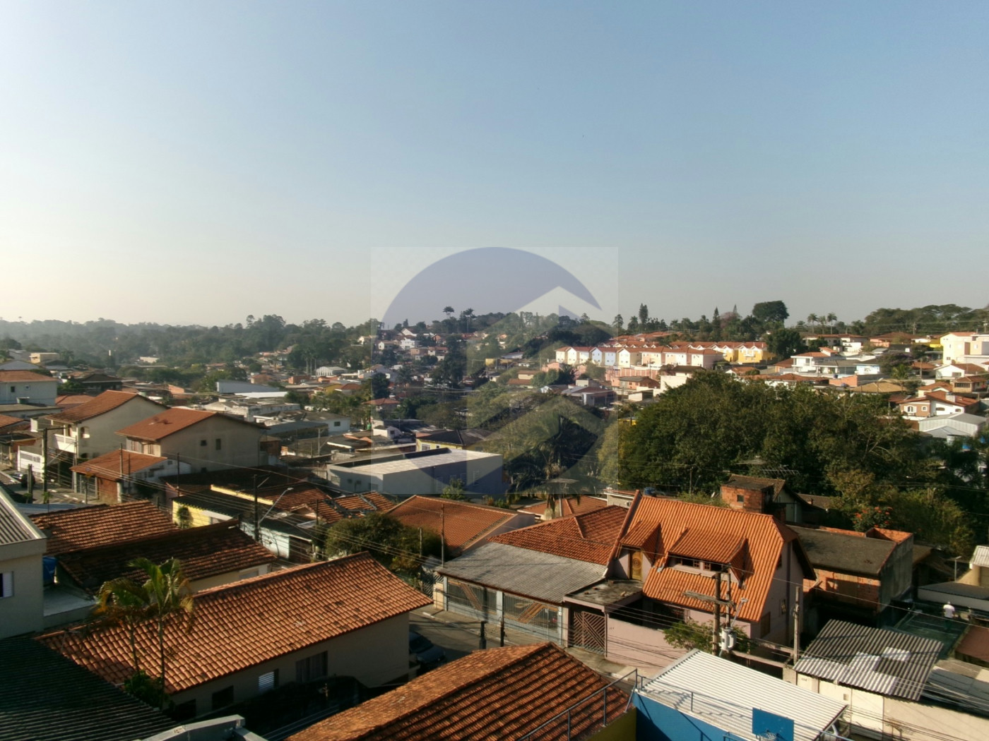 Excelente Sala Comercial para Locação – 23,5 m² na Av. Eid Mansur Cotia