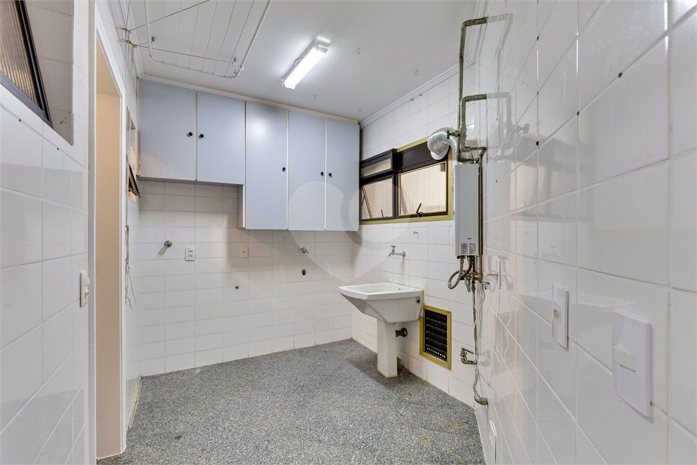 Apartamento à venda com 3 suítes em Granja Julieta, São Paulo, SP