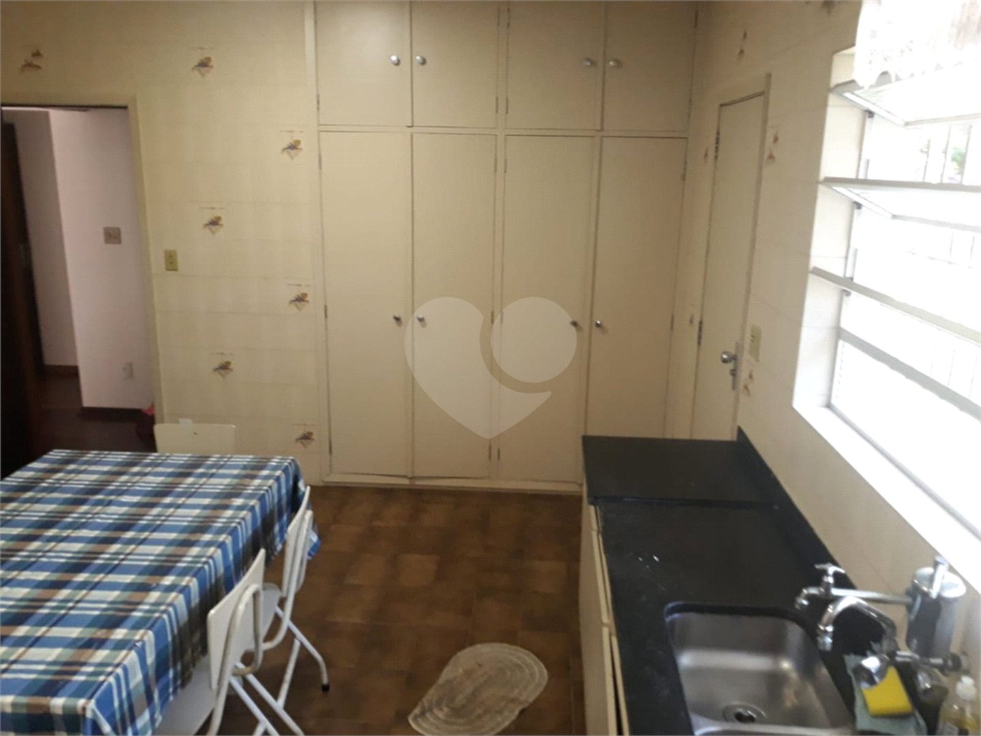 Chácara à venda com 3 quartos, sendo 2 suítes,  no Centro (canguera), São Roque, SP
