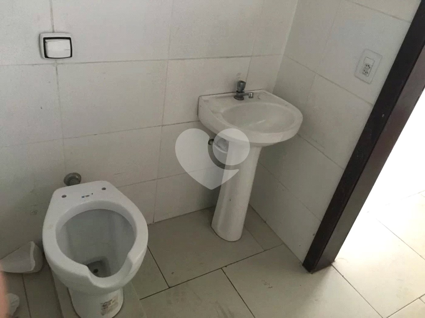 Sobrado à venda com 3 quartos em Serra da Cantareira, Mairiporã, SP