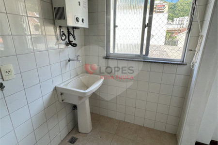 Apartamento à venda com 3 quartos, sendo 1 suíte, em Grajaú, Rio de Janeiro, RJ