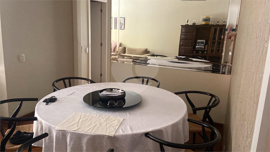 Apartamento à venda com 3 quartos, sendo 1 suíte, em Jardim Marajoara, São Paulo, SP
