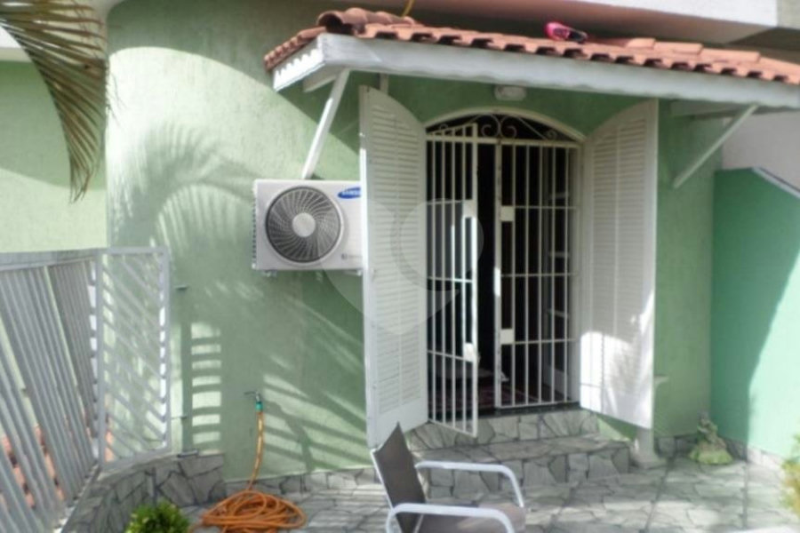 Casa à venda com 5 quartos, sendo 3 suítes,  em Parque Edu Chaves, São Paulo, SP