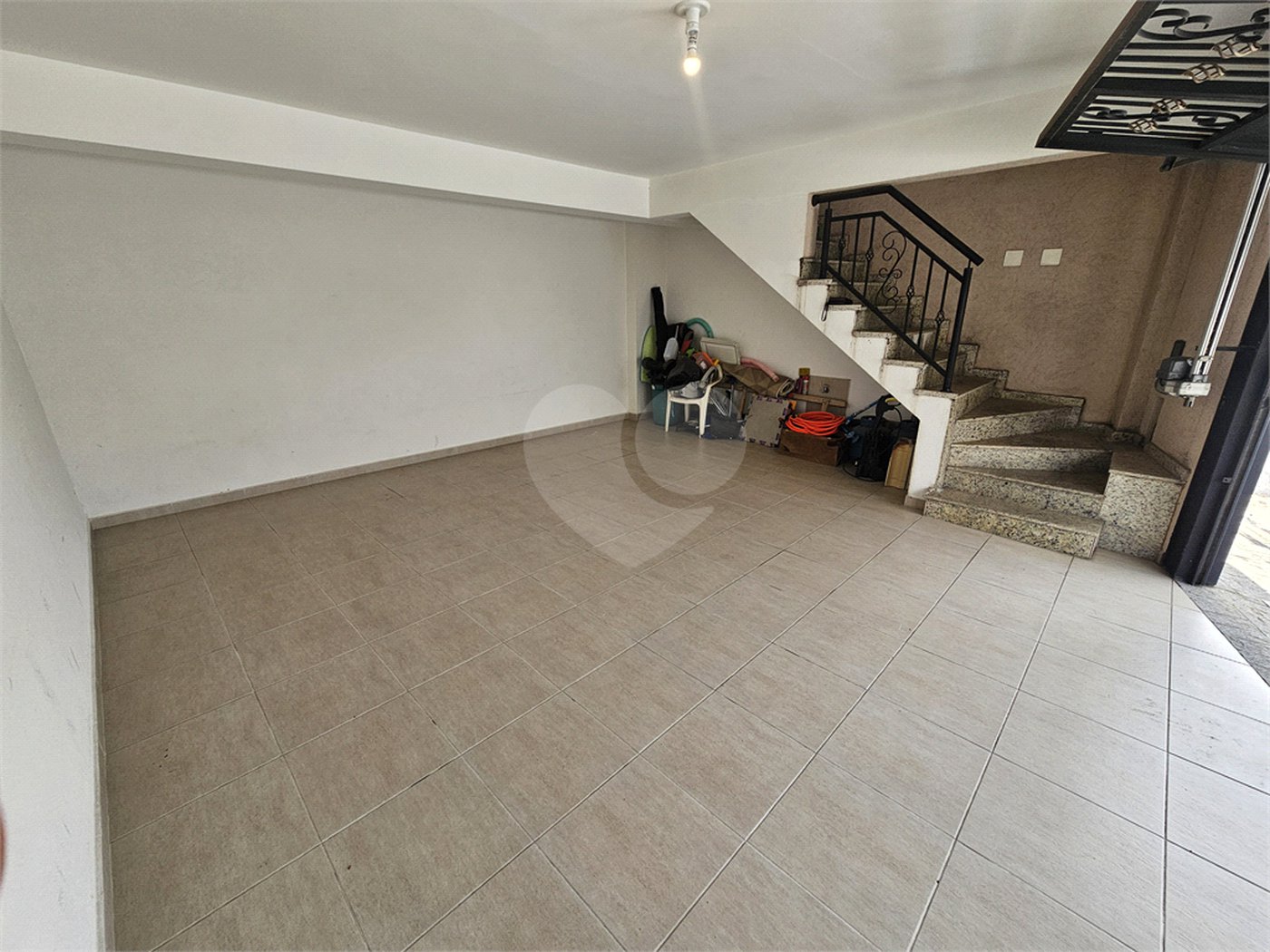 Sobrado à venda com 3 quartos, sendo 1 suíte,  em Vila Nivi, São Paulo, SP