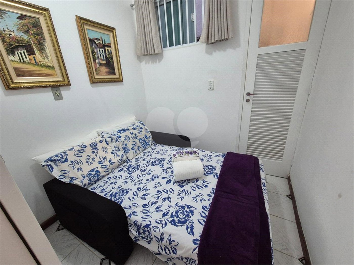 Apartamento à venda com 3 quartos, sendo 1 suíte,  no Centro, Cabo Frio, RJ