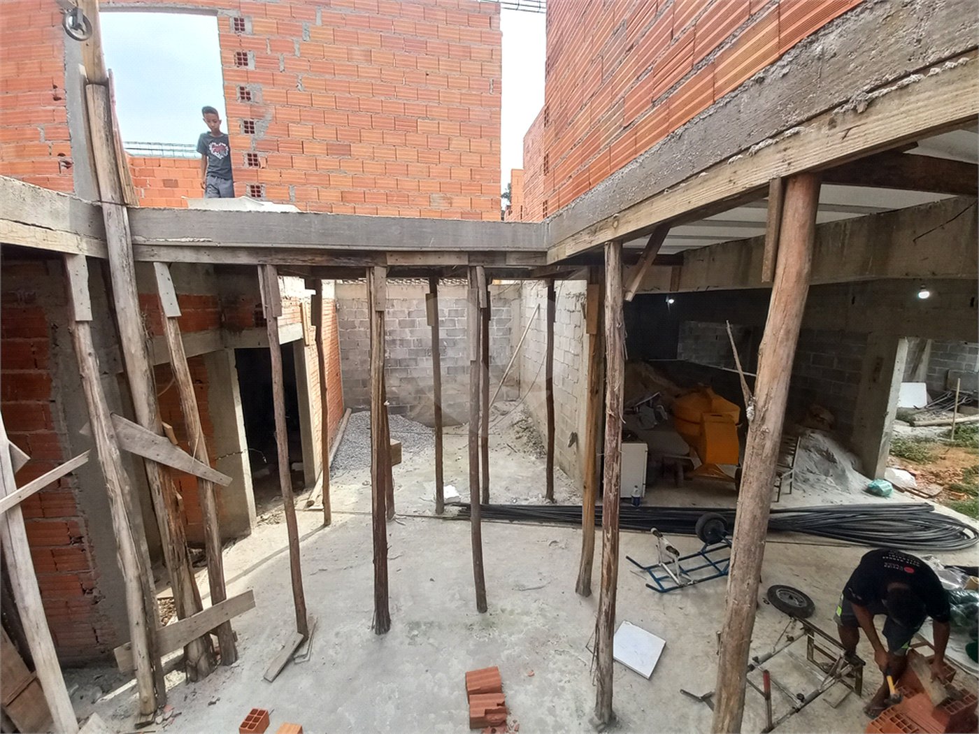 Sobrado à venda com 5 suítes em Jardim Morumbi, São Paulo, SP