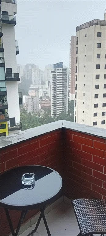 Apartamento à venda com 3 quartos, sendo 1 suíte,  em Vila Andrade, São Paulo, SP