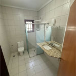 Casa à venda com 4 quartos, sendo 2 suítes,  no condomínio Arujá 5, Arujá - SP
