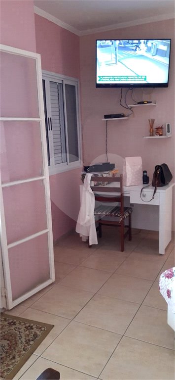 Casa à venda com 2 quartos, sendo 1 suíte,  em Jardim dos Ipês, Suzano, SP