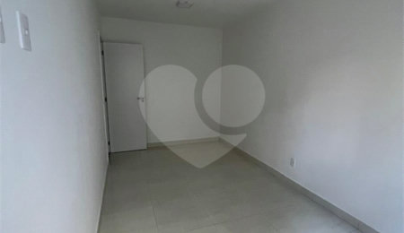 Apartamento à venda com 2 quartos em Santana, São Paulo, SP
