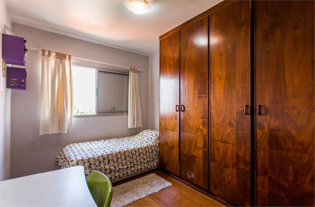 Apartamento à venda com 4 quartos, sendo 3 suítes,  em Jardim Londrina, São Paulo, SP