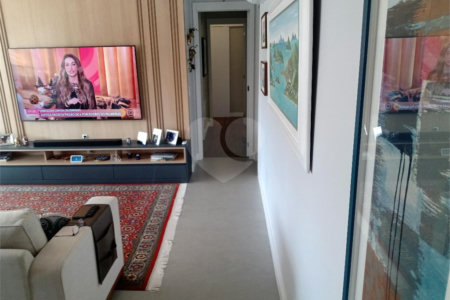 Apartamento à venda com 3 quartos, sendo 2 suítes, em Perdizes, São Paulo, SP