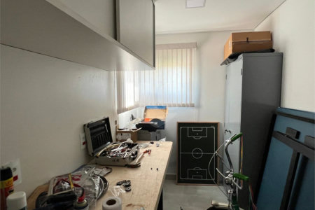 Casa à venda com 5 quartos, sendo 4 suítes, no condomínio Terras de Mont Serrat, Salto - SP