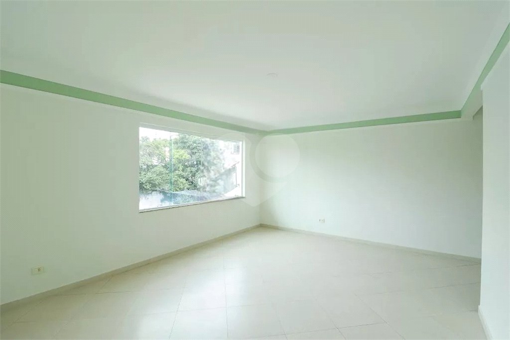 Sobrado à venda com 4 quartos, sendo 3 suítes, em Tucuruvi, São Paulo, SP