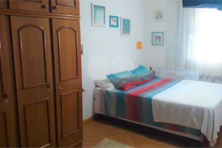 Sobrado à venda com 4 quartos em Vila Aurora (zona Norte), São Paulo, SP