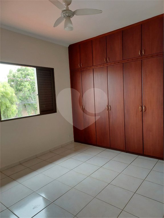 Sobrado à venda com 3 quartos, sendo 1 suíte,  em Jardim Regina, Indaiatuba, SP
