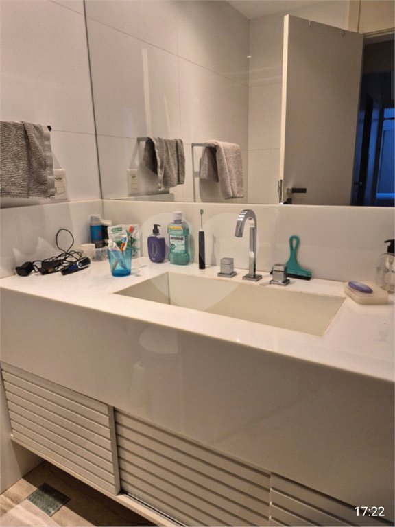 Apartamento à venda com 3 quartos, sendo 1 suíte, em Humaitá, Rio de Janeiro, RJ