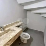 Sobrado à venda com 2 quartos, sendo 1 suíte, em Vila Nina, São Paulo, SP
