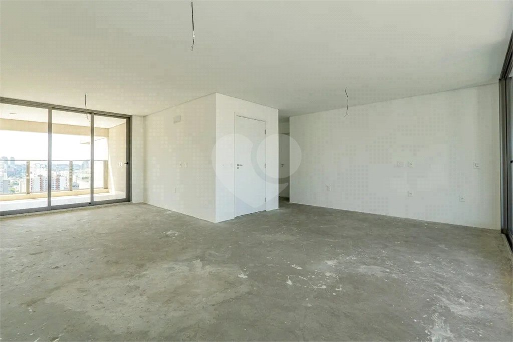 Apartamento à venda com 4 quartos, sendo 3 suítes, em Campo Belo, São Paulo, SP