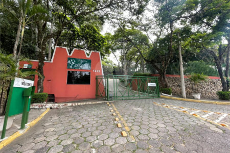 Casa à venda com 4 quartos, sendo 3 suítes, no condomínio Bosque Sâo Francisco, Votorantim - SP