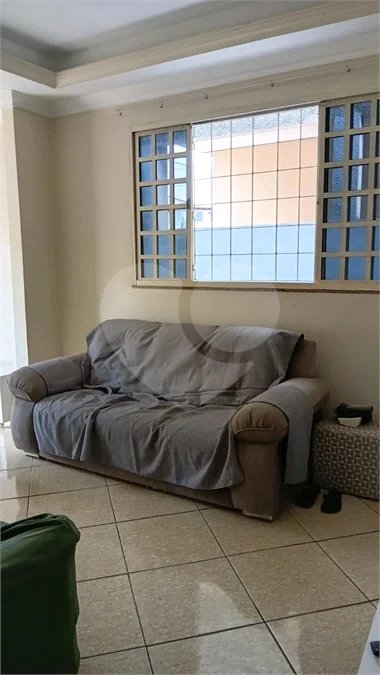 Casa à venda com 3 quartos, sendo 1 suíte, em Santíssimo, Rio de Janeiro, RJ