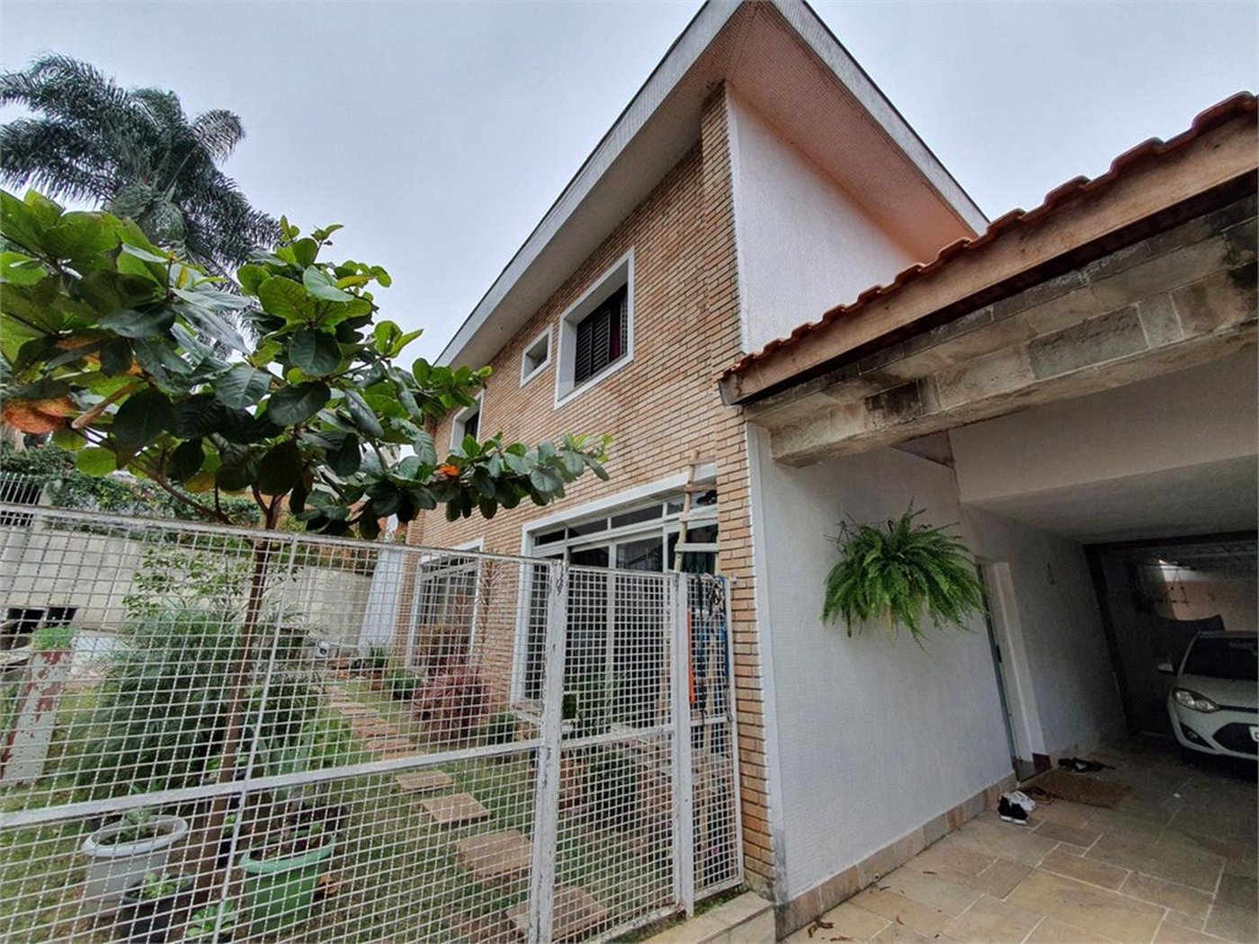Casa à venda com 6 quartos, sendo 5 suítes, em Jardim São Bento, São Paulo, SP
