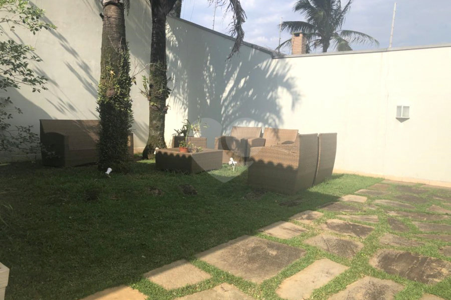 Sobrado à venda com 4 quartos, sendo 2 suítes, em Palmas do Tremembé, São Paulo, SP