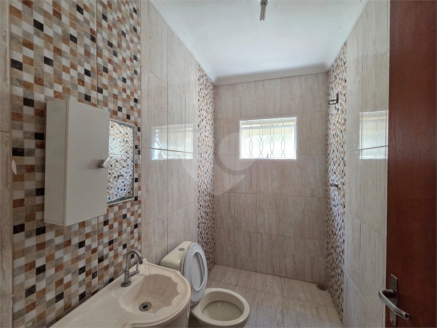 Casa à venda com 3 quartos, sendo 1 suíte, em Vila José Salem, Itapetininga, SP