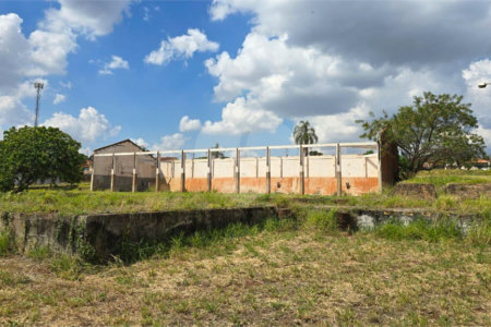Terreno à venda em Vila Xavier (vila Xavier), Araraquara, SP