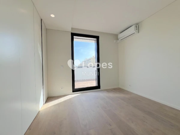 APARTAMENTO RESIDENCIAL em Porto - PT, Matosinhos