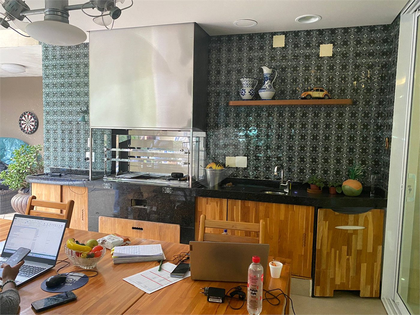 Casa à venda com 4 suítes no condomínio Granja Morumbi, São Paulo - SP