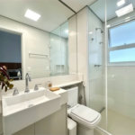 Apartamento à venda com 5 quartos, sendo 4 suítes,  em Riviera de São Lourenço, Bertioga, SP