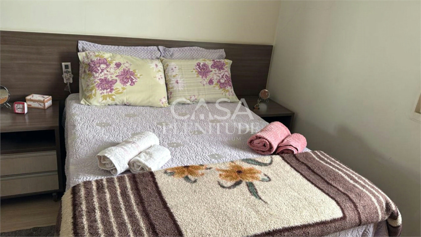 Sobrado à venda com 3 quartos, sendo 2 suítes, em Jardim Simus, Sorocaba, SP