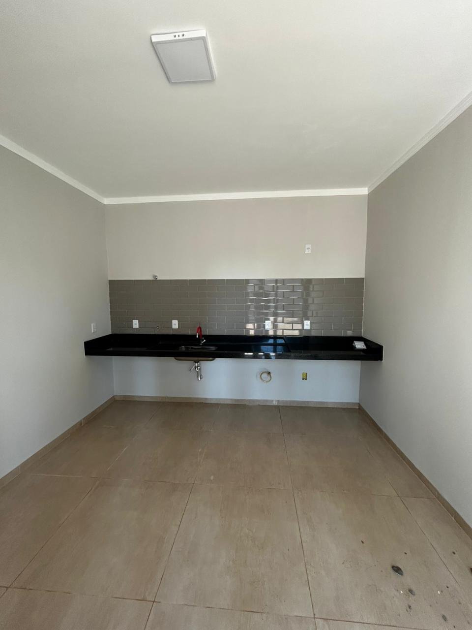 Casa à venda com 3 quartos, sendo 1 suíte,  em Três Lagoas, MS