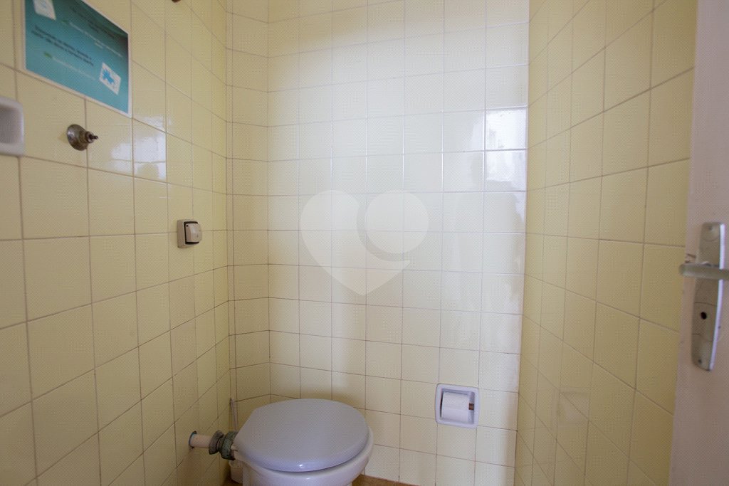 Casa à venda ou para alugar com 3 quartos, sendo 1 suíte,  em Mirandópolis, São Paulo, SP