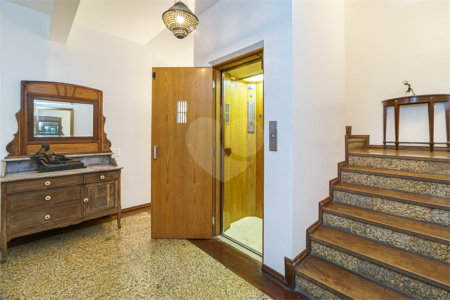 Casa à venda com 5 suítes em Jardim Morumbi, São Paulo, SP