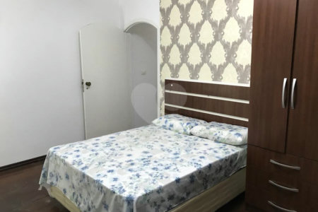 Sobrado à venda com 3 quartos, sendo 1 suíte, em Jardim Mauá, Mauá, SP