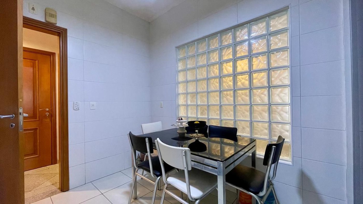 Apartamento com 4 dormitórios à venda, 217 m² por R$ 2.700.000,00 - Gonzaga - Santos/SP