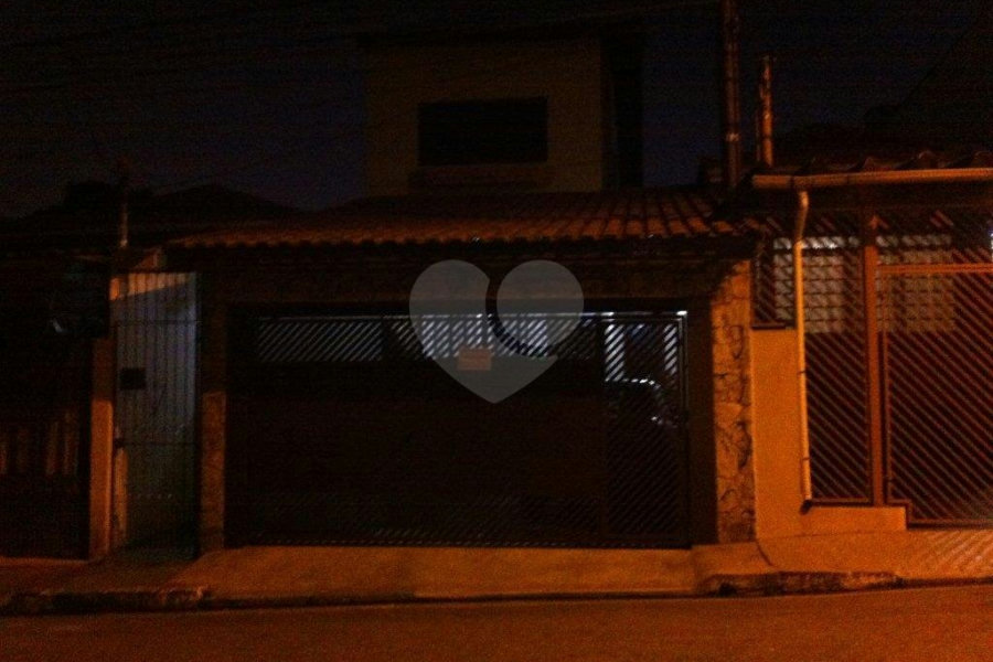 Sobrado à venda com 3 quartos, sendo 1 suíte, em Vila Guilherme, São Paulo, SP