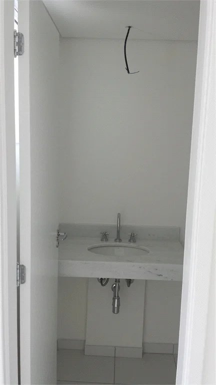 Apartamento à venda com 2 suítes em Vila Madalena, São Paulo, SP