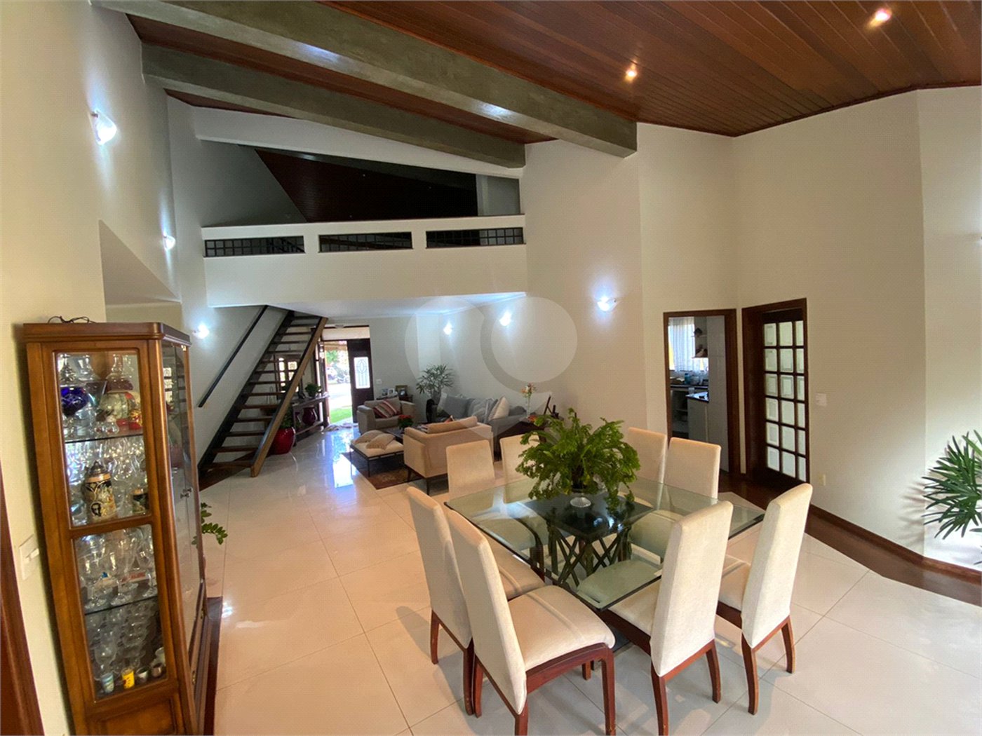 Casa térrea no Condomínio Parque Faber I